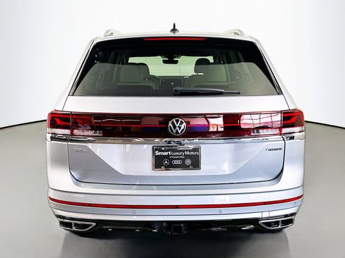 New 2026 Volkswagen Atlas SEL Premium R-Line AWD/4WD image 6