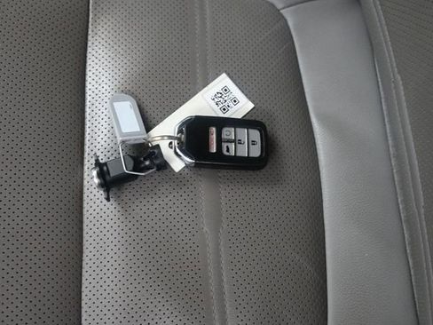 Used 2018 Honda CR-V EX-L image 11