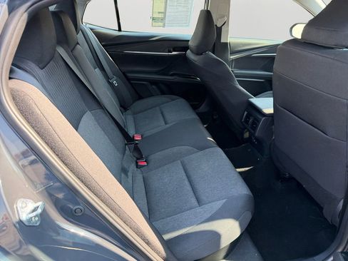 Used 2025 Toyota Camry LE image 13