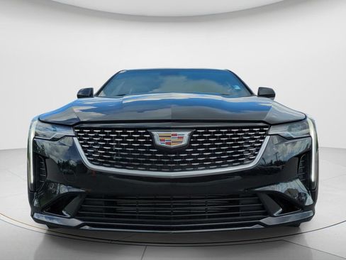 Used 2020 Cadillac CT4 Luxury RWD image 2