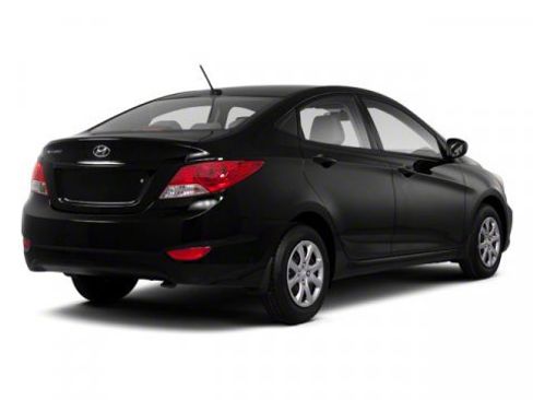 Used 2013 Hyundai Accent GLS w/ Premium Pkg image 5