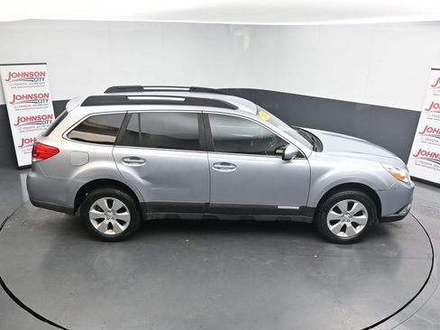 Used 2012 Subaru Outback 2.5i Premium image 35