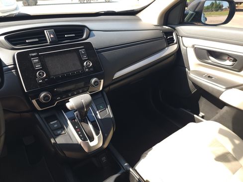 Used 2017 Honda CR-V LX image 15