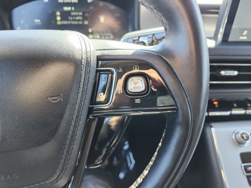 Used 2024 Lincoln Aviator Premiere w/ Premium Package image 35