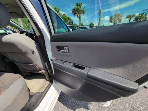 Used 2012 Nissan Sentra 2.0 SR w/ Special Edition Pkg FWD image 35