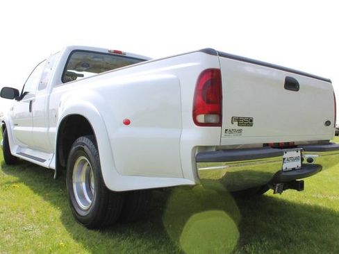 Used 2001 Ford F350 Lariat image 5