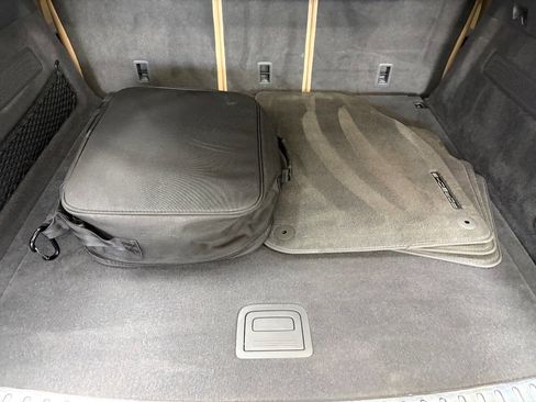 Used 2021 Porsche Cayenne E-Hybrid Coupe image 57