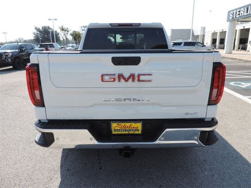 New 2026 GMC Sierra 1500 SLT image 6