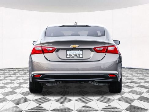 Used 2018 Chevrolet Malibu LT image 12