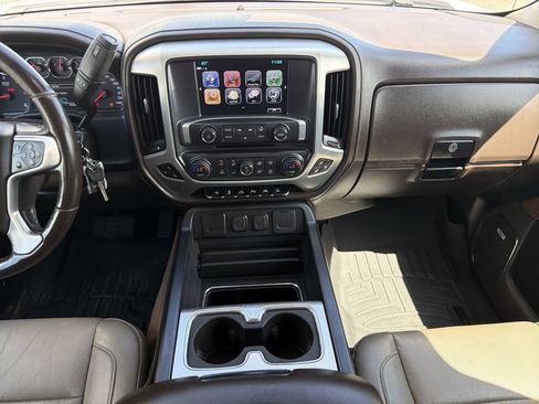 Used 2018 GMC Sierra 1500 SLT AWD/4WD image 14