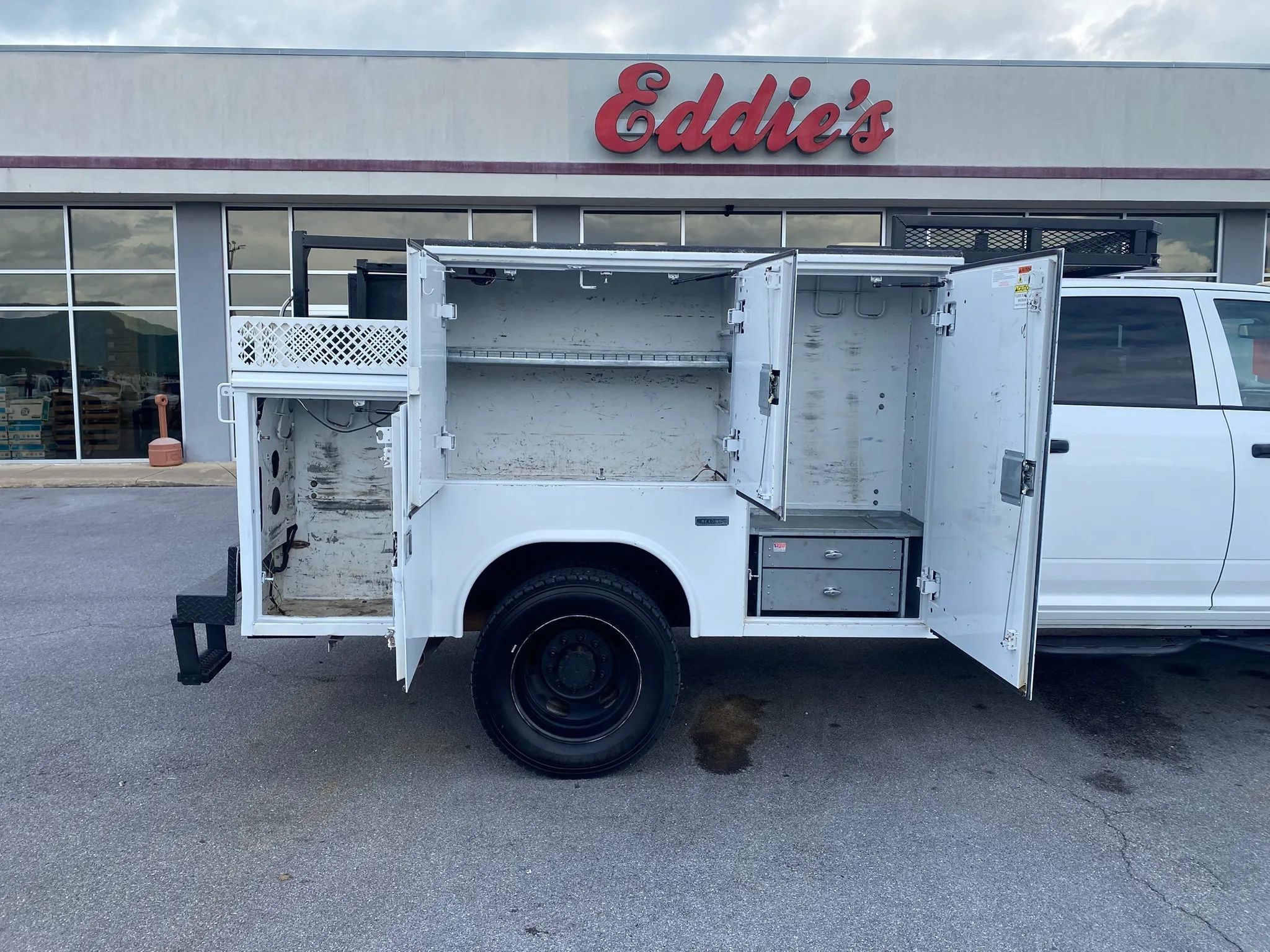 Used 2017 RAM 4500 Tradesman AWD/4WD image 31