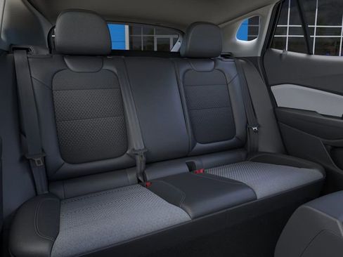 New 2026 Chevrolet Trax LT image 17