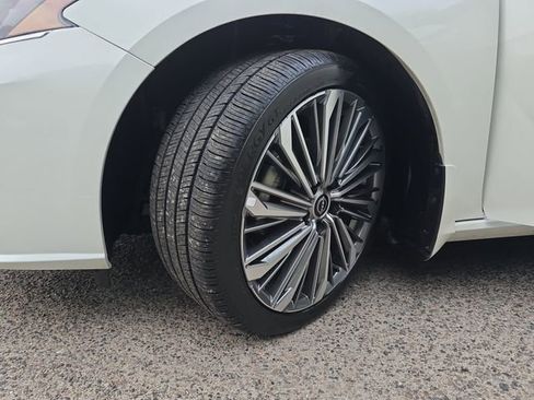 Used 2025 Nissan Altima 2.5 SL FWD image 36
