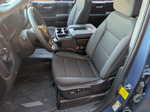 Used 2024 Chevrolet Silverado 1500 Custom image 16