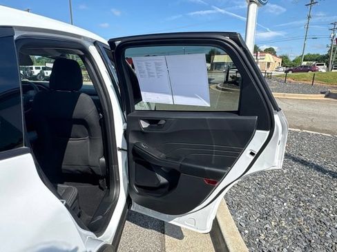 Certified 2025 Ford Escape Active FWD image 21