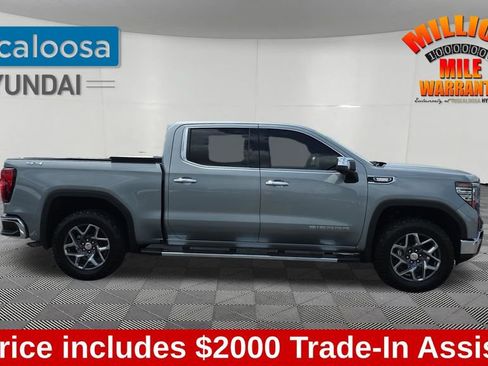 Used 2024 GMC Sierra 1500 SLT w/ SLT Premium Package AWD/4WD image 9