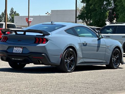 Used 2025 Ford Mustang GT RWD image 2