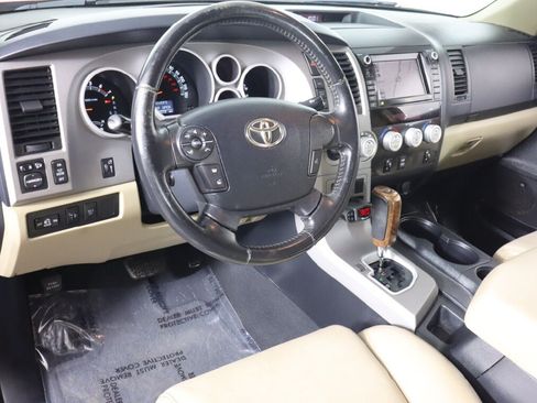 Used 2013 Toyota Tundra Limited AWD/4WD image 9