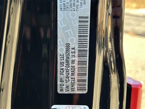 Used 2021 Jeep Wrangler Unlimited Rubicon w/ Cold Weather Group image 28