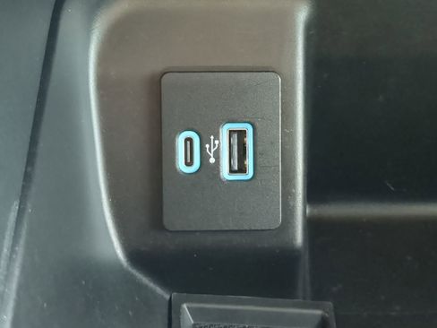 Certified 2022 Ford F150 XLT w/ Equipment Group 302A High AWD/4WD image 20