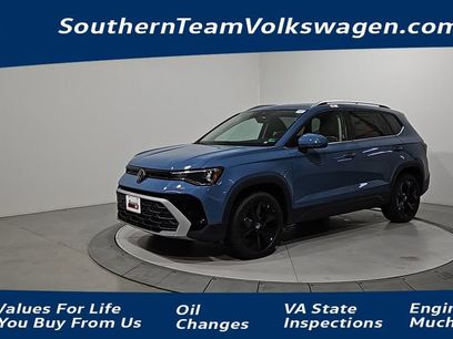 New 2025 Volkswagen Taos SE