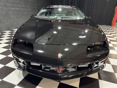 Used 1993 Chevrolet Camaro Z28 RWD image 14