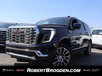 New 2026 GMC Yukon XL Denali w/ Sun & Power Step Package