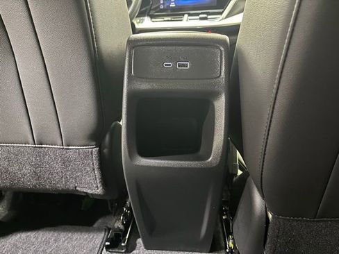 Used 2025 Chevrolet Trax LT image 24