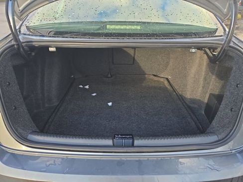 Used 2015 Volkswagen Jetta TDI SE image 12