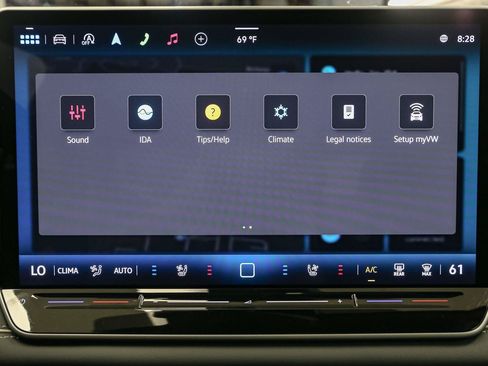 New 2026 Volkswagen Tiguan SEL R-Line AWD/4WD image 21