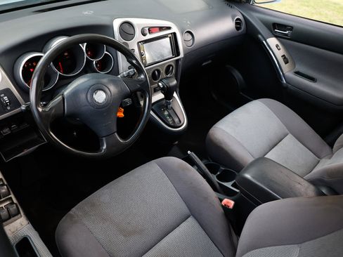 Used 2005 Toyota Matrix XR image 4