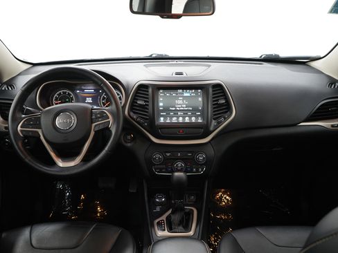 Used 2014 Jeep Cherokee Limited AWD/4WD image 15