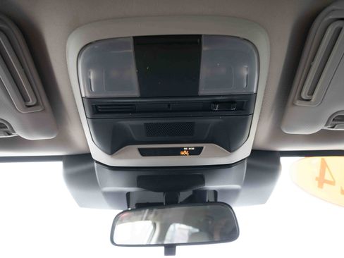 Used 2024 Subaru Crosstrek 2.0i AWD/4WD image 18