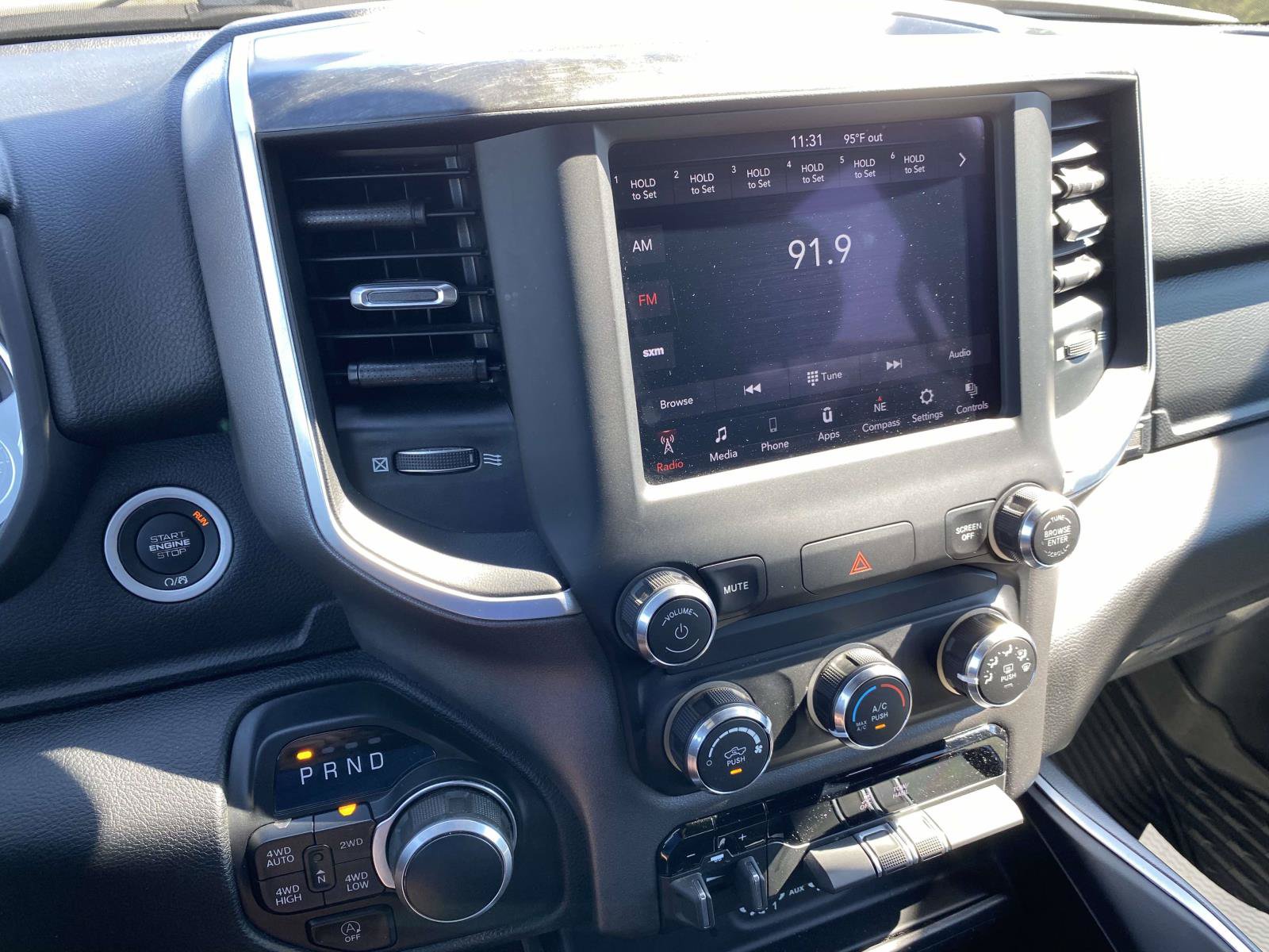 Used 2020 RAM 1500 Big Horn AWD/4WD image 23