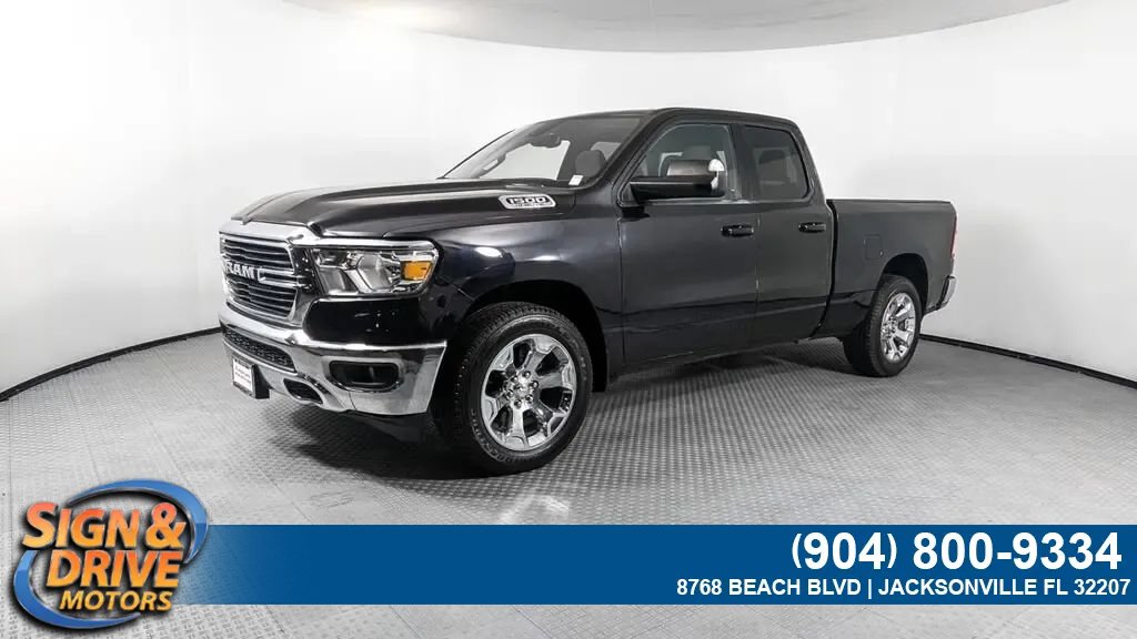 Used 2021 RAM 1500 Classic SLT AWD/4WD image 1