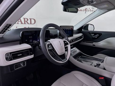 New 2026 Lincoln Aviator 2WD image 10