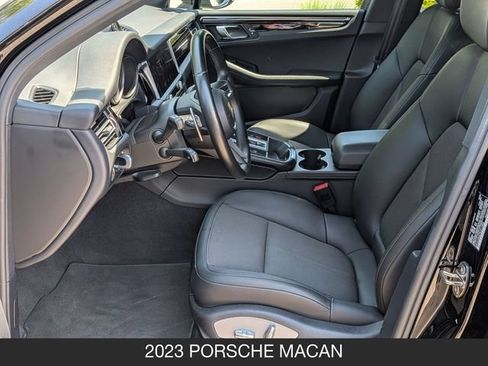 Used 2023 Porsche Macan AWD/4WD image 14