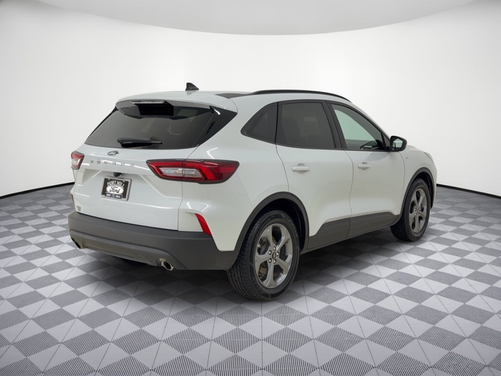 Used 2025 Ford Escape ST-Line FWD image 9