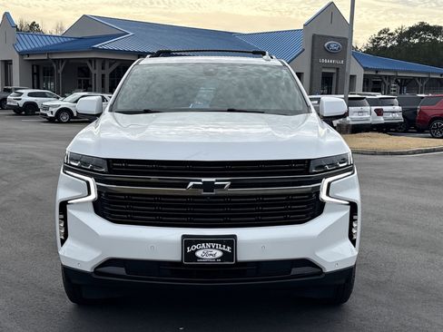 Used 2022 Chevrolet Suburban RST w/ Luxury Package image 29