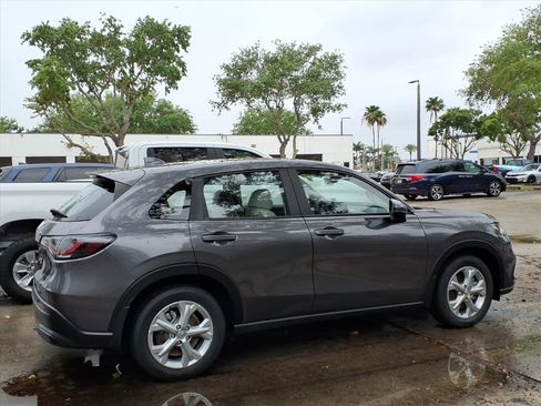 Used 2023 Honda HR-V LX image 4