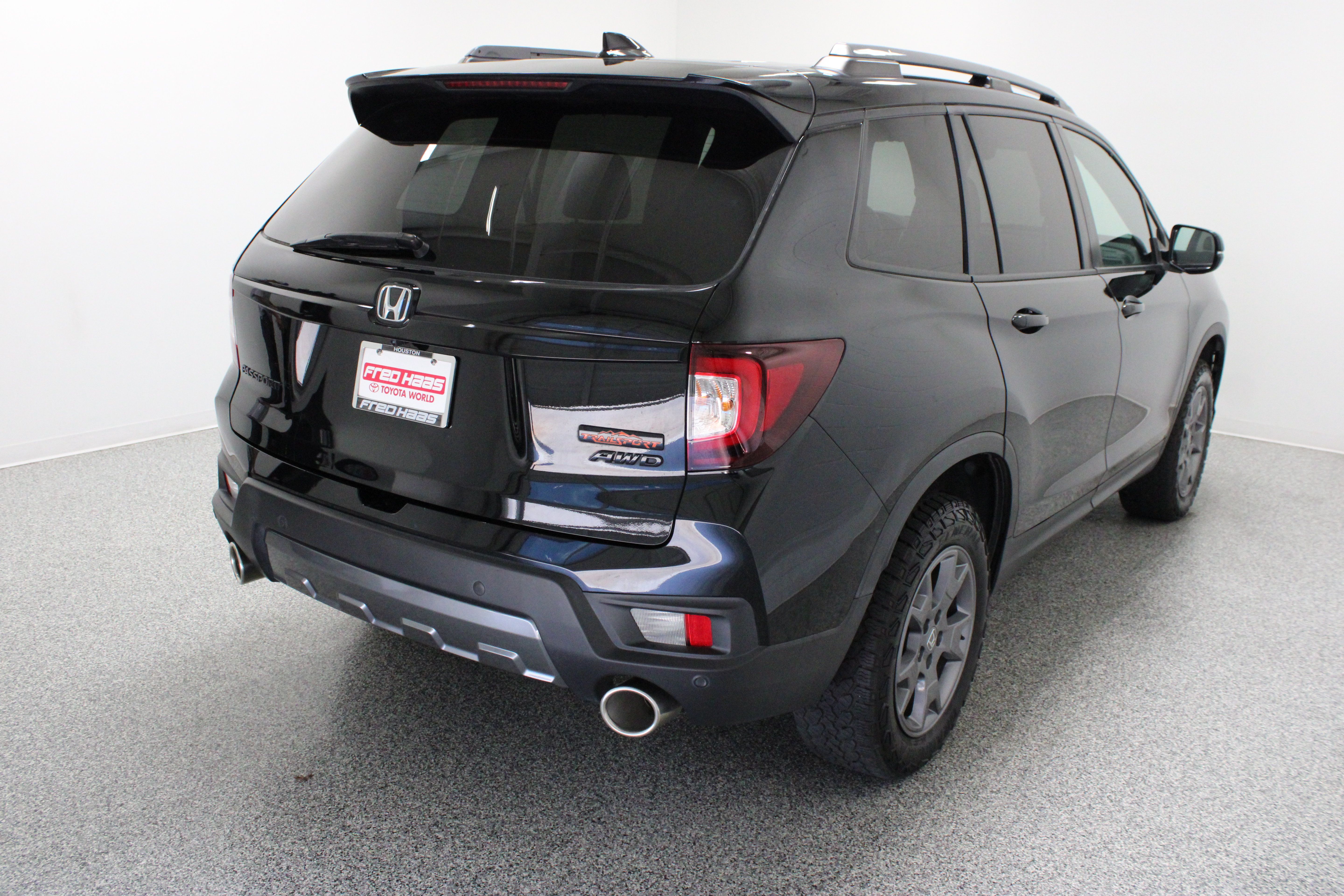 Used 2024 Honda Passport TrailSport image 7