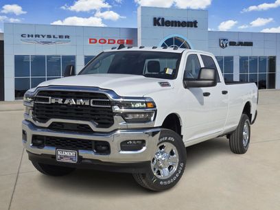 New 2026 RAM 2500 Tradesman w/ Chrome Appearance Group