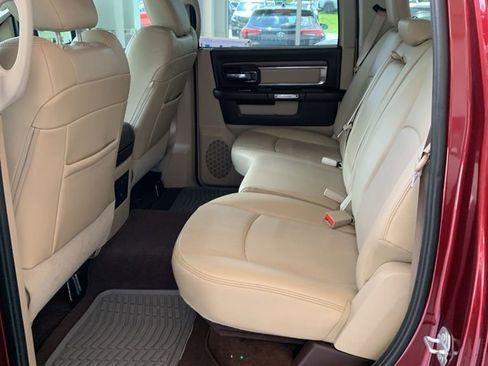 Used 2017 RAM 1500 Laramie w/ Convenience Group AWD/4WD image 7