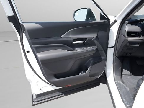 New 2026 Toyota Grand Highlander AWD image 7