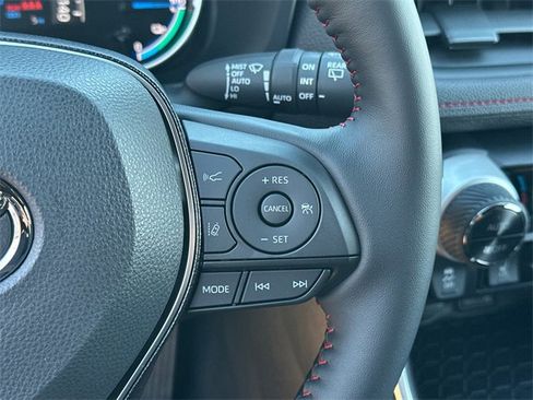 New 2025 Toyota RAV4 SE image 23