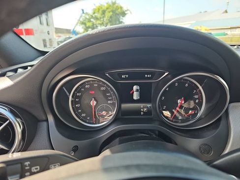 Used 2019 Mercedes-Benz GLA 250 4MATIC image 14
