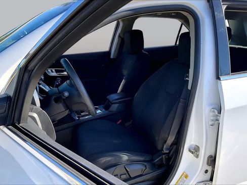 Used 2014 Chevrolet Equinox LS FWD image 8