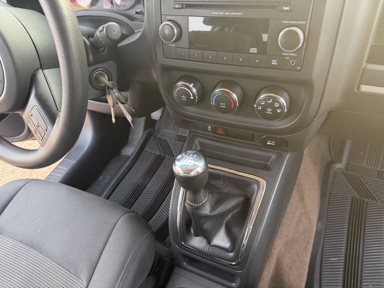 Used 2014 Jeep Patriot Sport FWD image 11