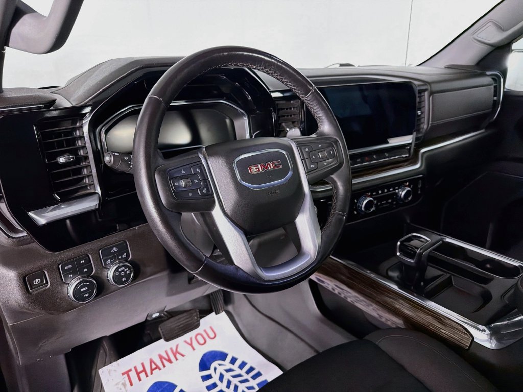 Used 2023 GMC Sierra 1500 Elevation w/ X31 Off-Road Package AWD/4WD image 9