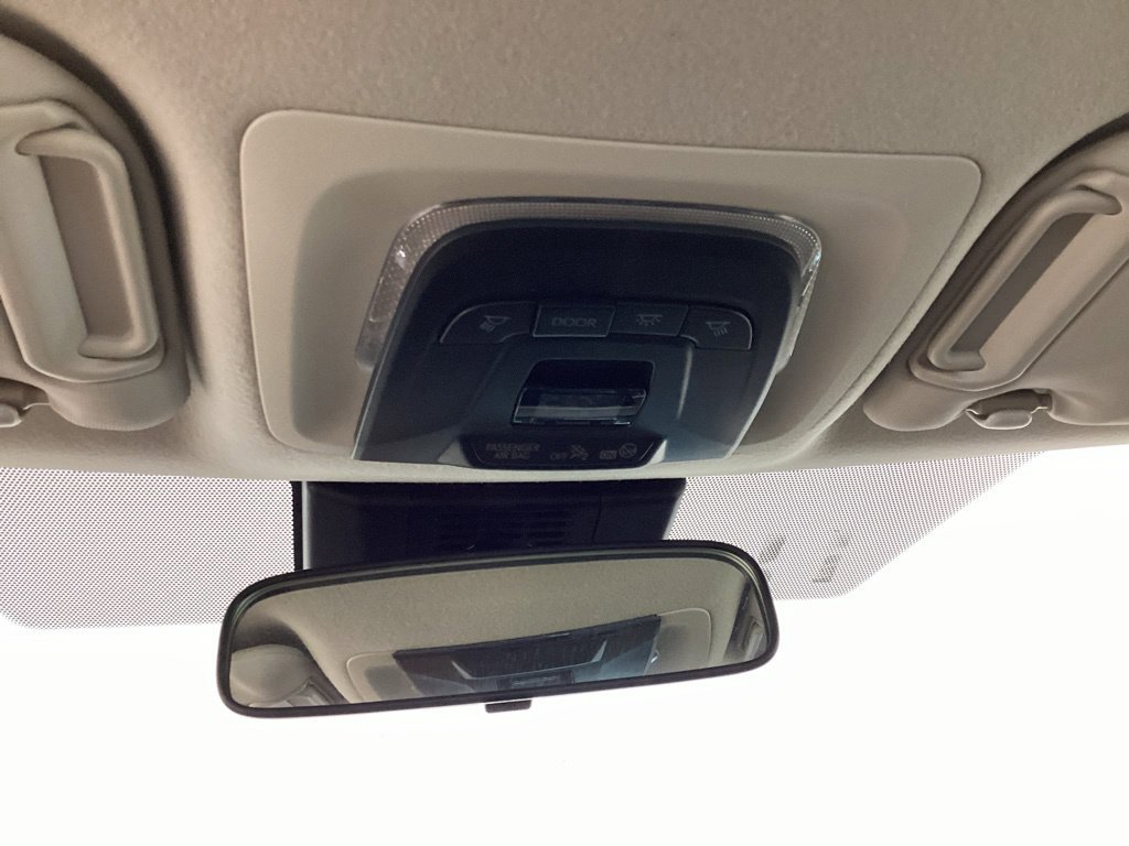 Used 2025 Toyota Corolla LE FWD image 17